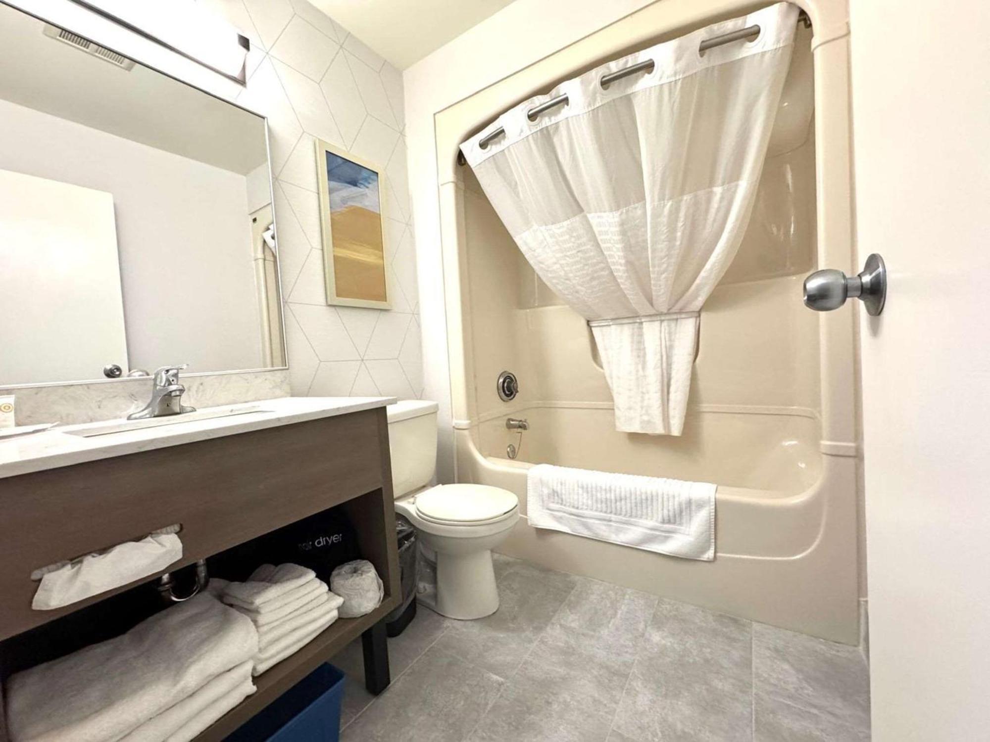 Comfort Inn Sainte-Catherine Exteriör bild