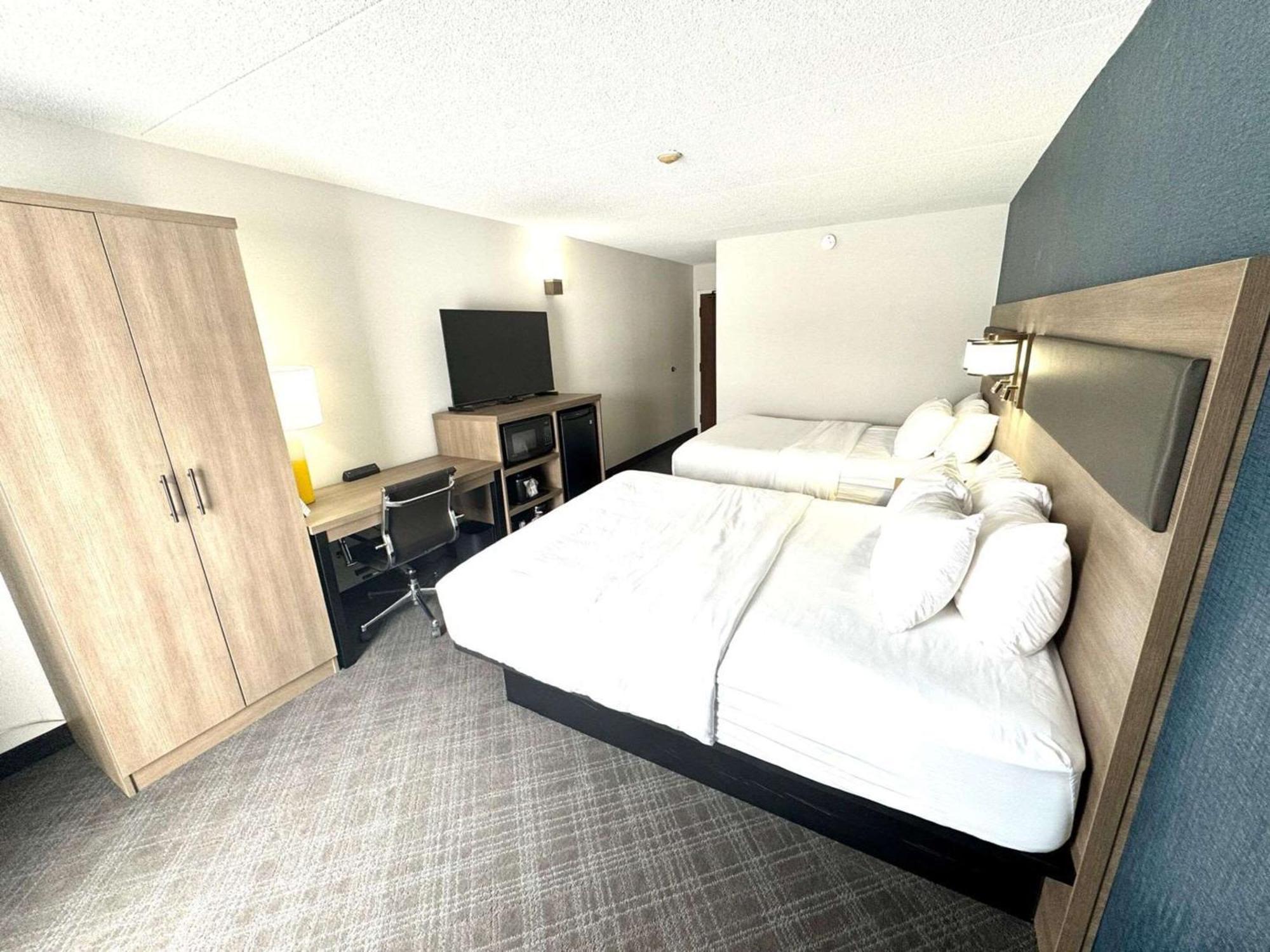 Comfort Inn Sainte-Catherine Exteriör bild