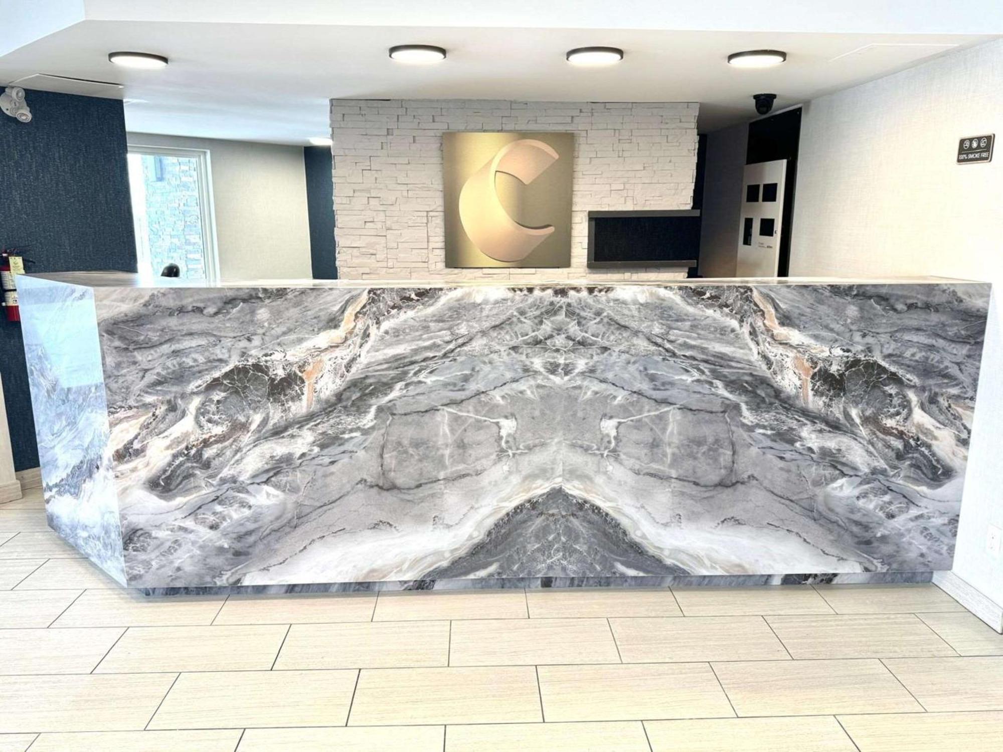 Comfort Inn Sainte-Catherine Exteriör bild